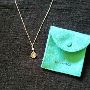 Retired Tiffany and Co nature pearl necklace